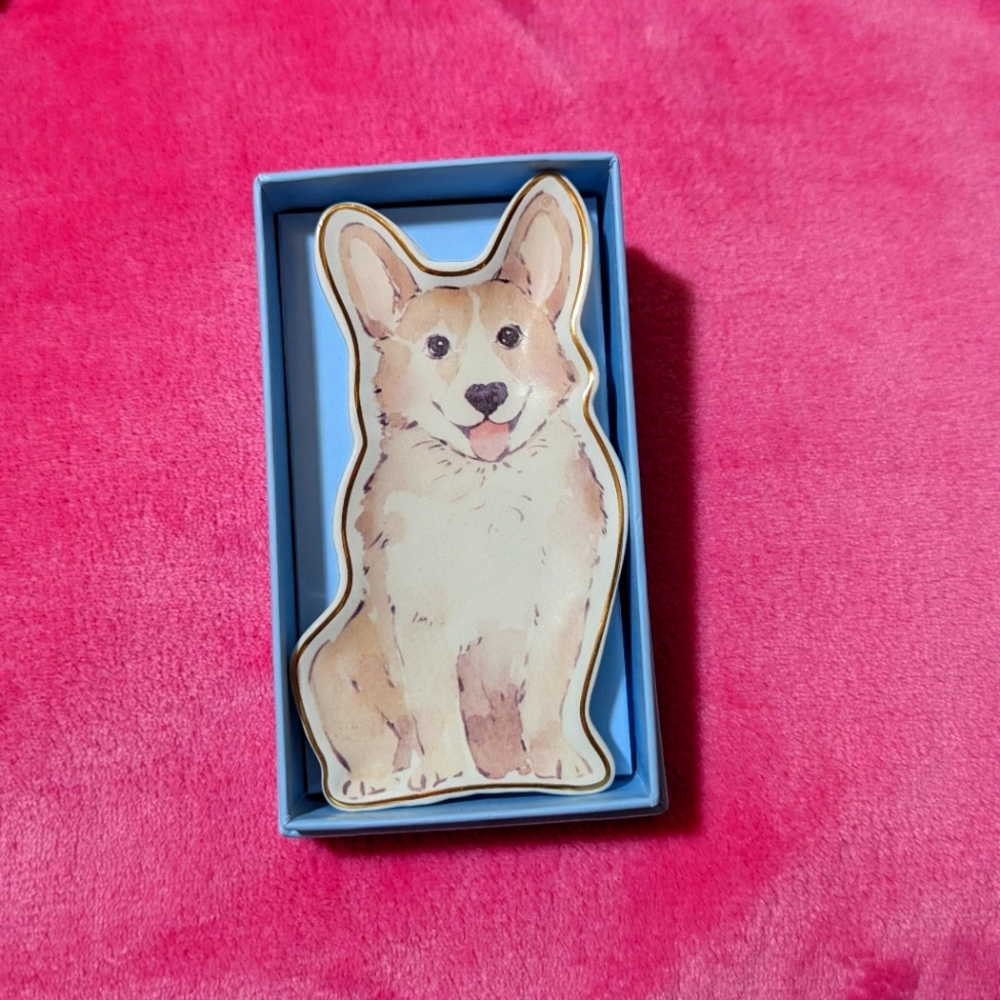 Heatherlee Chan New In Box Corgi Trinket Tray Gold